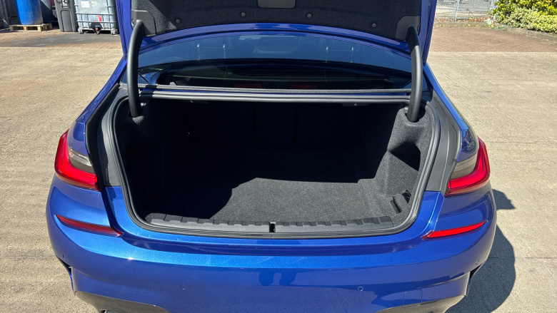 BMW 3 Series 330i M Sport 4dr Step Auto Petrol Saloon